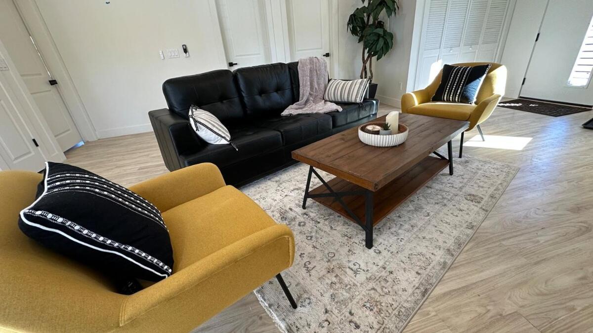 Quiet Getaway With 2 Kings, 3 Beds Pet Friendly * Flagstaff