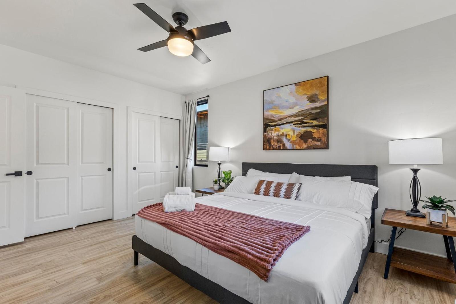 Quiet Getaway With 2 Kings, 3 Beds Pet Friendly Flagstaff